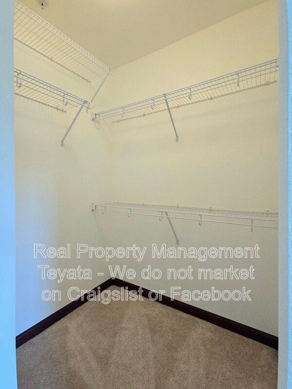 Building Photo - 259 W Bakerview Rd