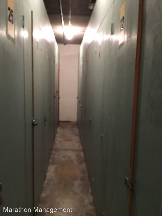 Building Photo - 2010 19th Ave NE