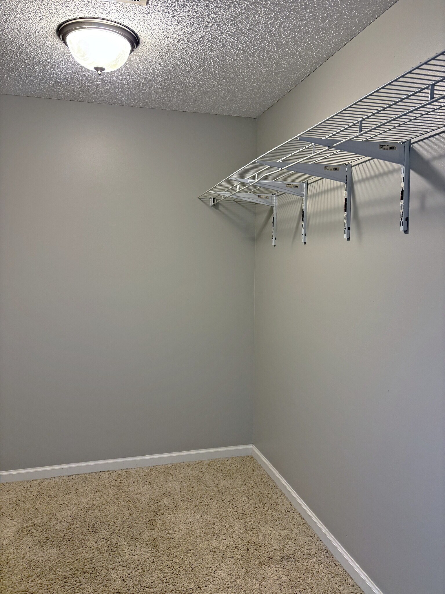 Walk-in Bedroom Closet - 6155 Chasewood Pkwy