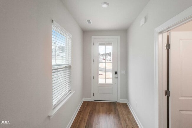 Building Photo - 521 Brittany Ct