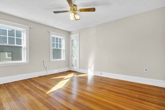 Building Photo - 13 Bridgham Ave