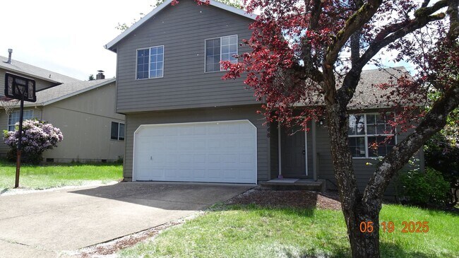 Building Photo - ~Beautiful Two-story Home Located in the N...