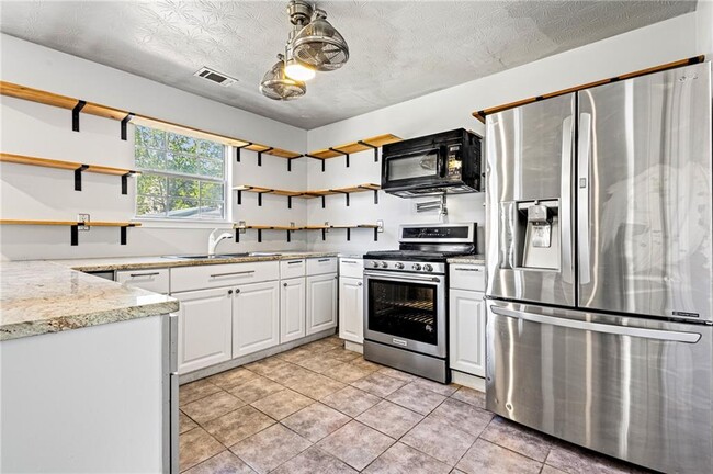 Building Photo - 1297 Quail Hunt Dr