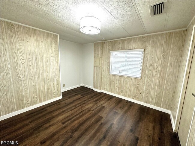 Building Photo - 16004 Tangelo Way