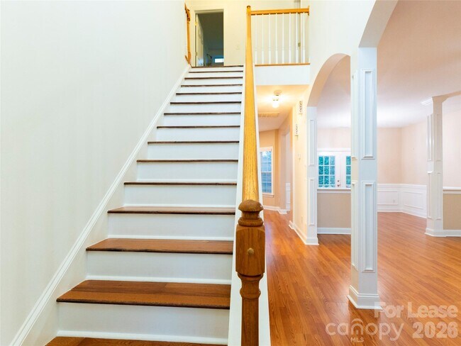 Building Photo - 1990 Trace Creek Dr