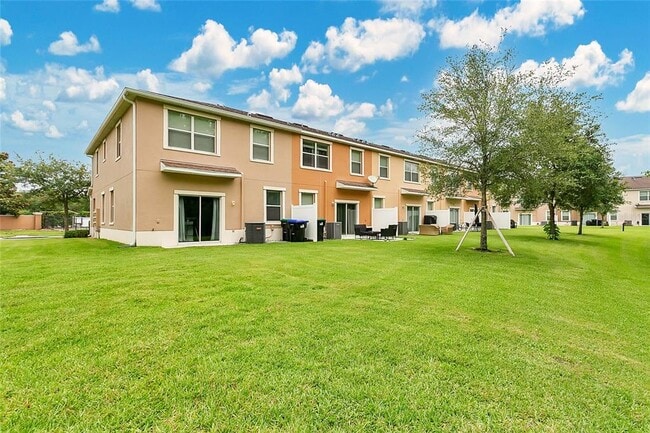 Building Photo - 10656 Savannah Plantation Ct
