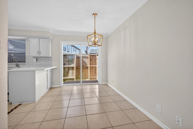 Building Photo - 1221 Cedar Post Ln