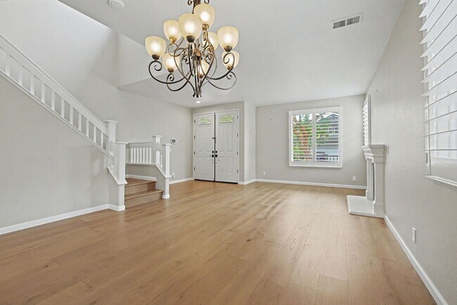Building Photo - 4865 Peninsula Point Dr