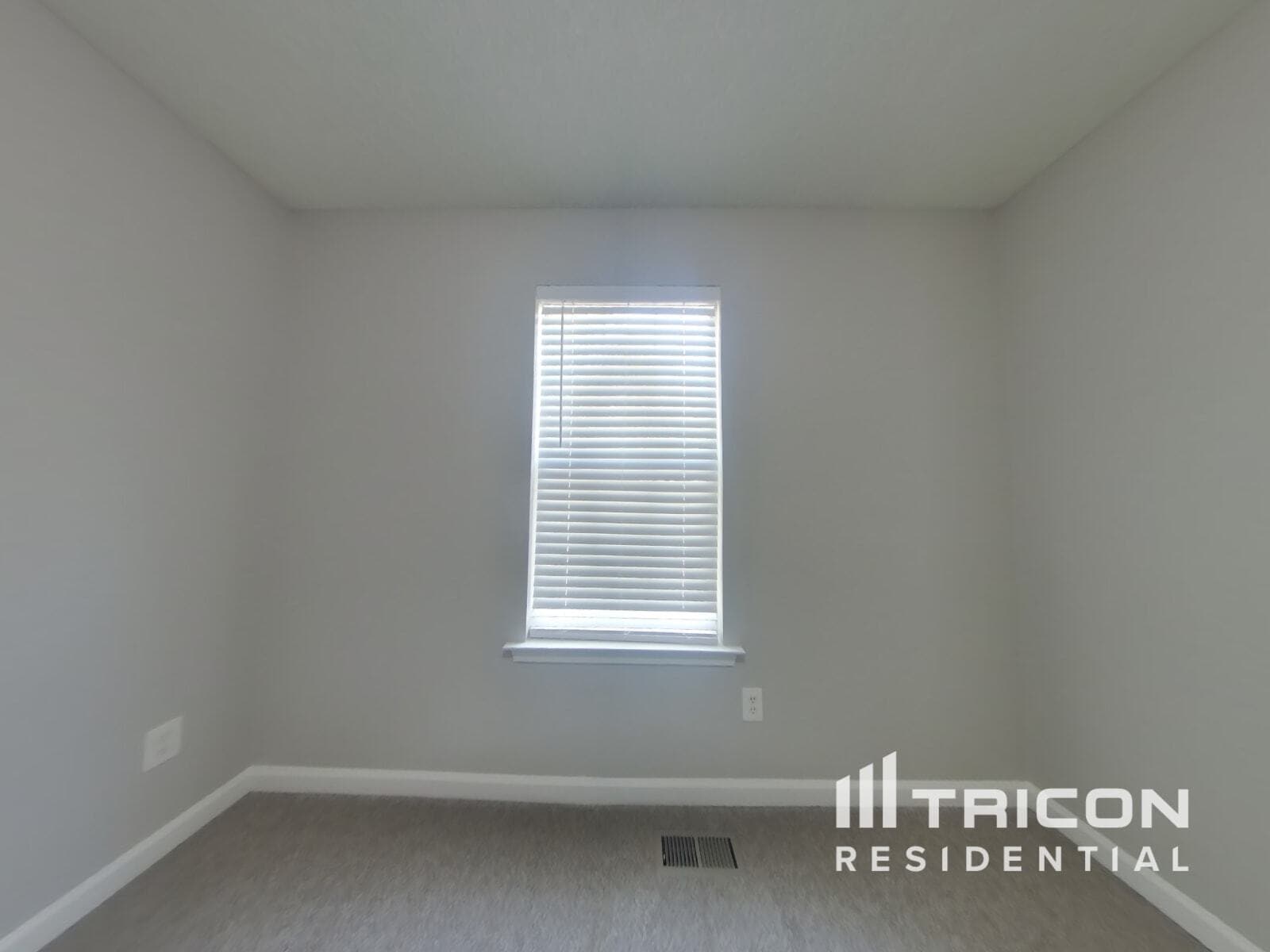 Building Photo - 230 Ashbury Ct