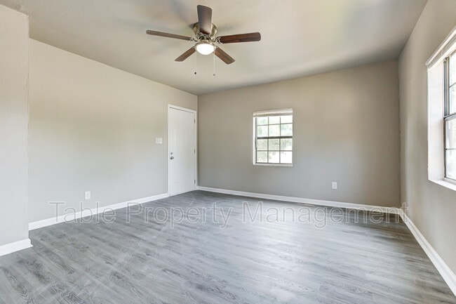 Building Photo - 1919 NW 11th St