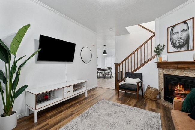 Building Photo - Gorgeous Draper Home! Now Leasing!