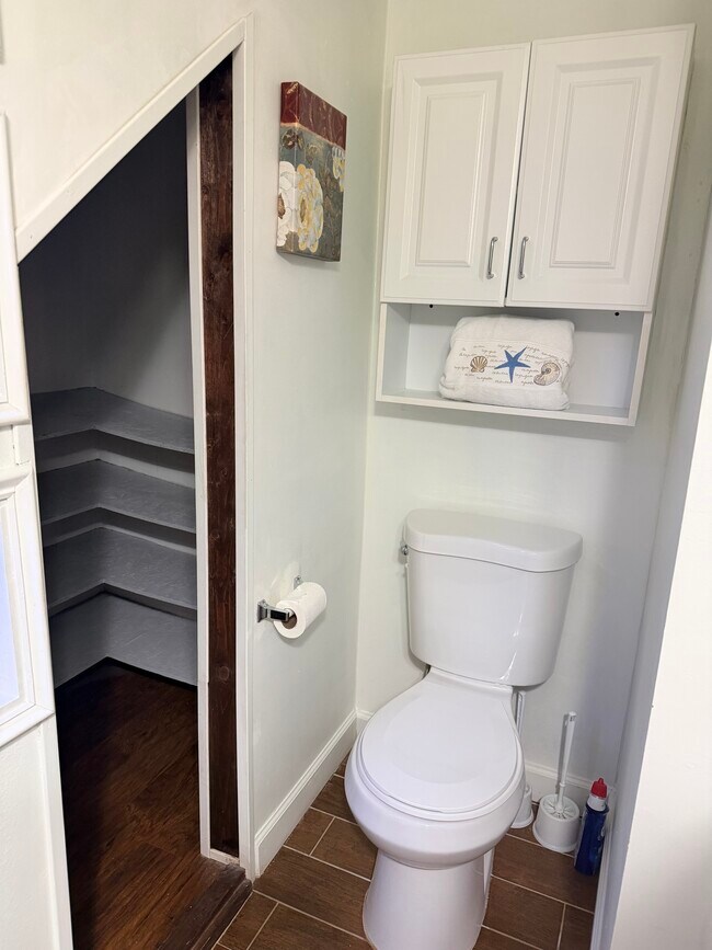 Building Photo - 16008 Sagebrush Rd