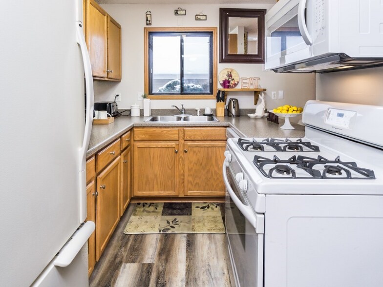 Building Photo - 3256 Dodd Ln