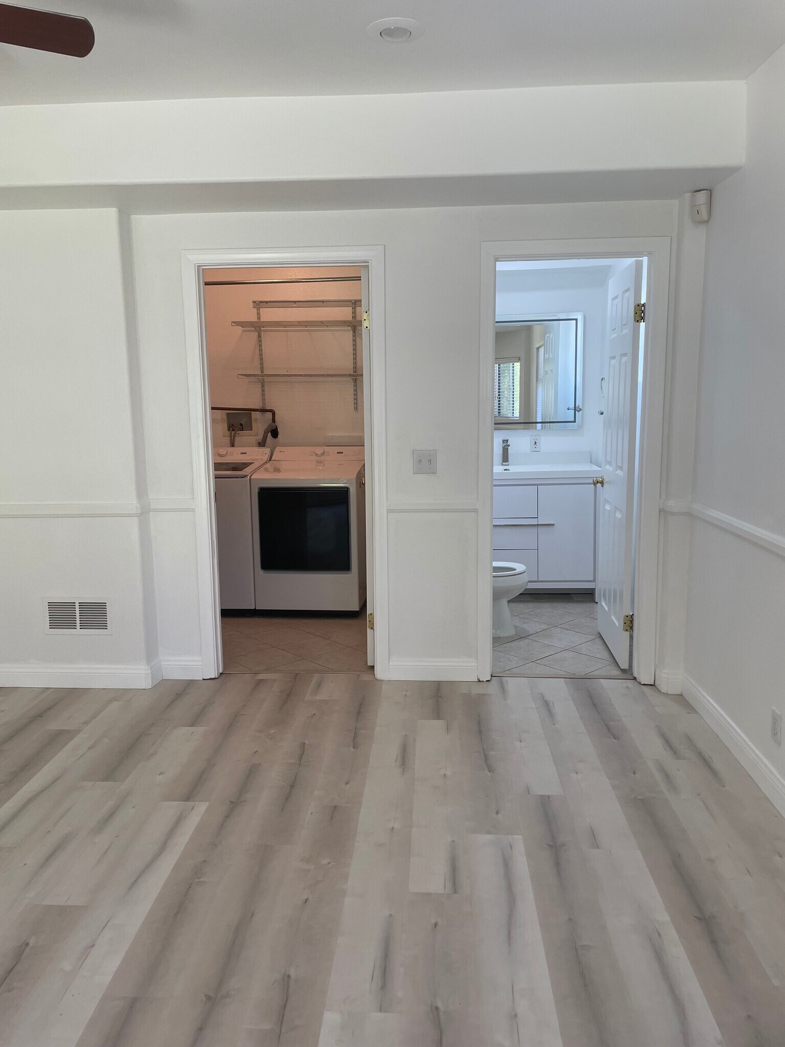 Building Photo - 5358 Baza Ave