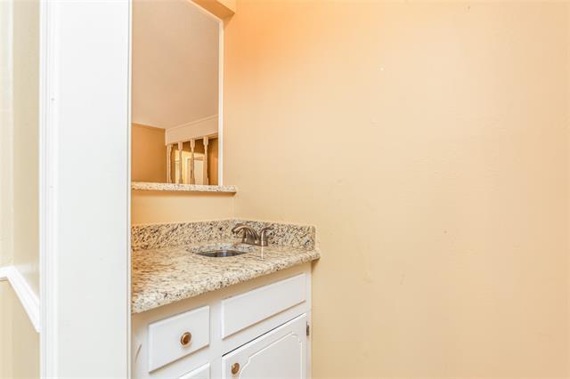 Building Photo - 3410 Dovecreek Dr