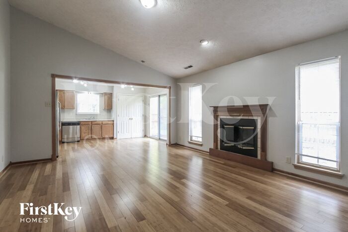 Building Photo - 3408 Crickwood Dr