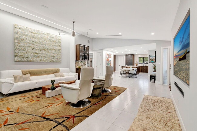 Building Photo - 7430 Victory Ln