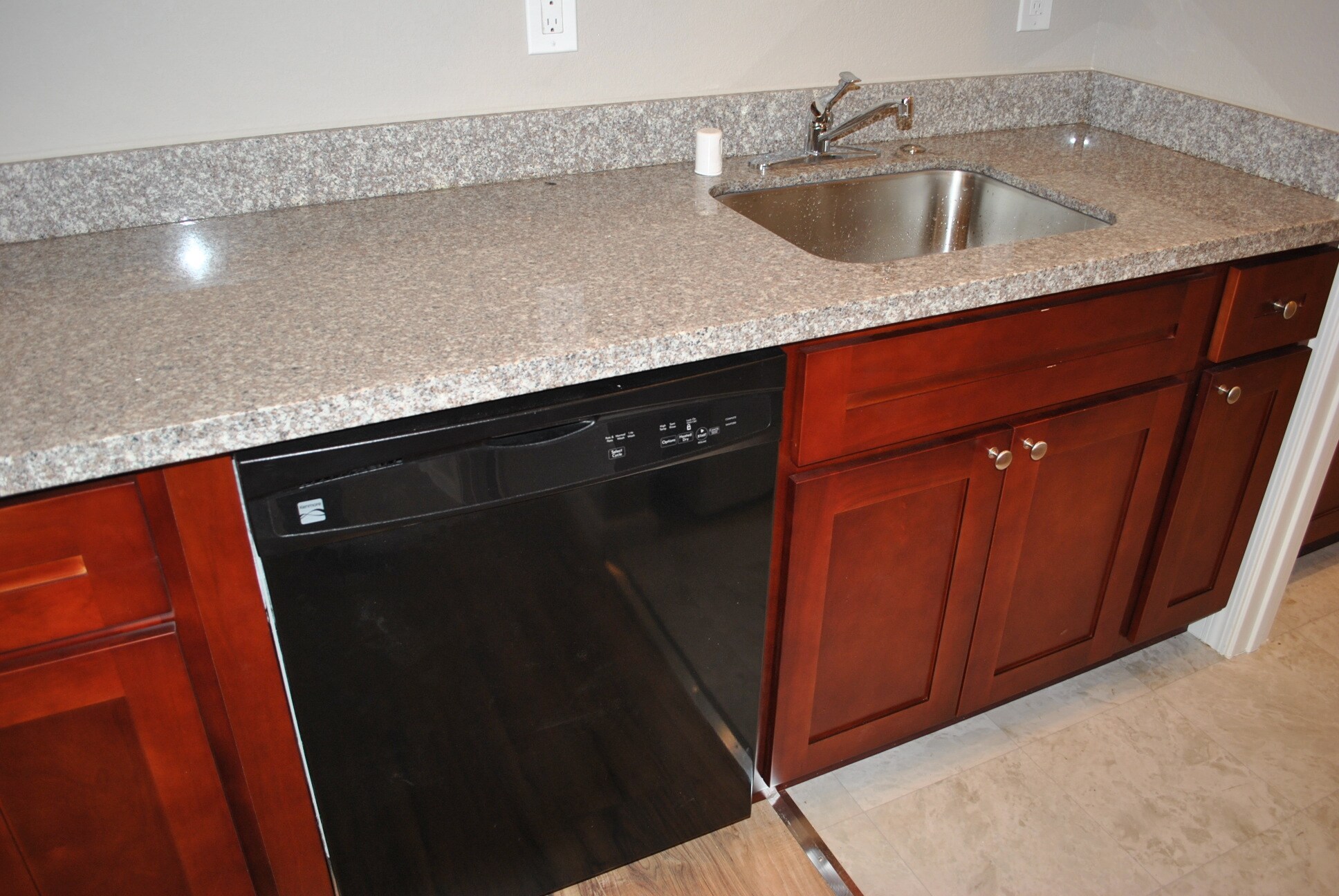 Building Photo - 21391 Locust St