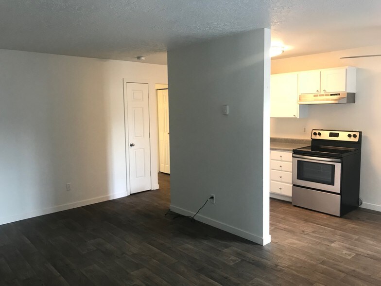 The Melrose Apartments 6734 N Fessenden St Portland OR 97203