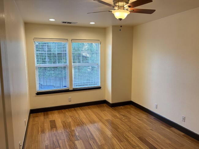 Building Photo - "Beautiful 3-Bed Home in Walnut Creek with...