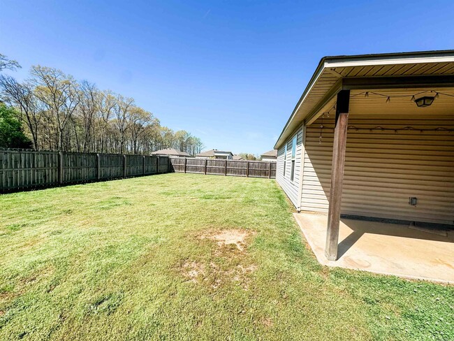 Building Photo - 6305 Lena Dr