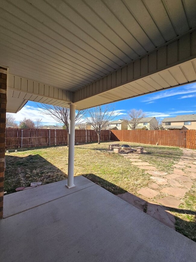 Building Photo - 4224 Sandstone Dr