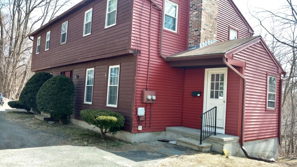 Building Photo - 36 Hampden St