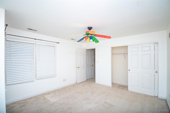 Building Photo - 3309 Lower Lakes Estates Dr