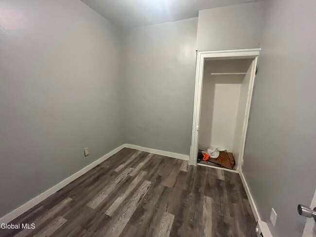 Building Photo - 508 2nd St