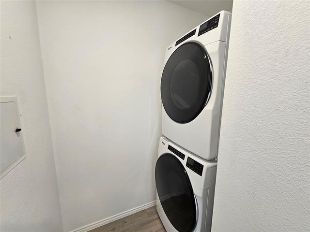 Building Photo - 6847 Coulter Dr