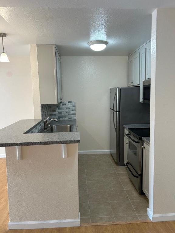 Building Photo - 361 Half Moon Ln