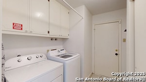 Building Photo - 9023 Luzita Ln
