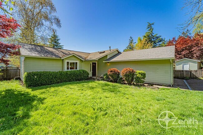 Building Photo - 2819 NE 54th St