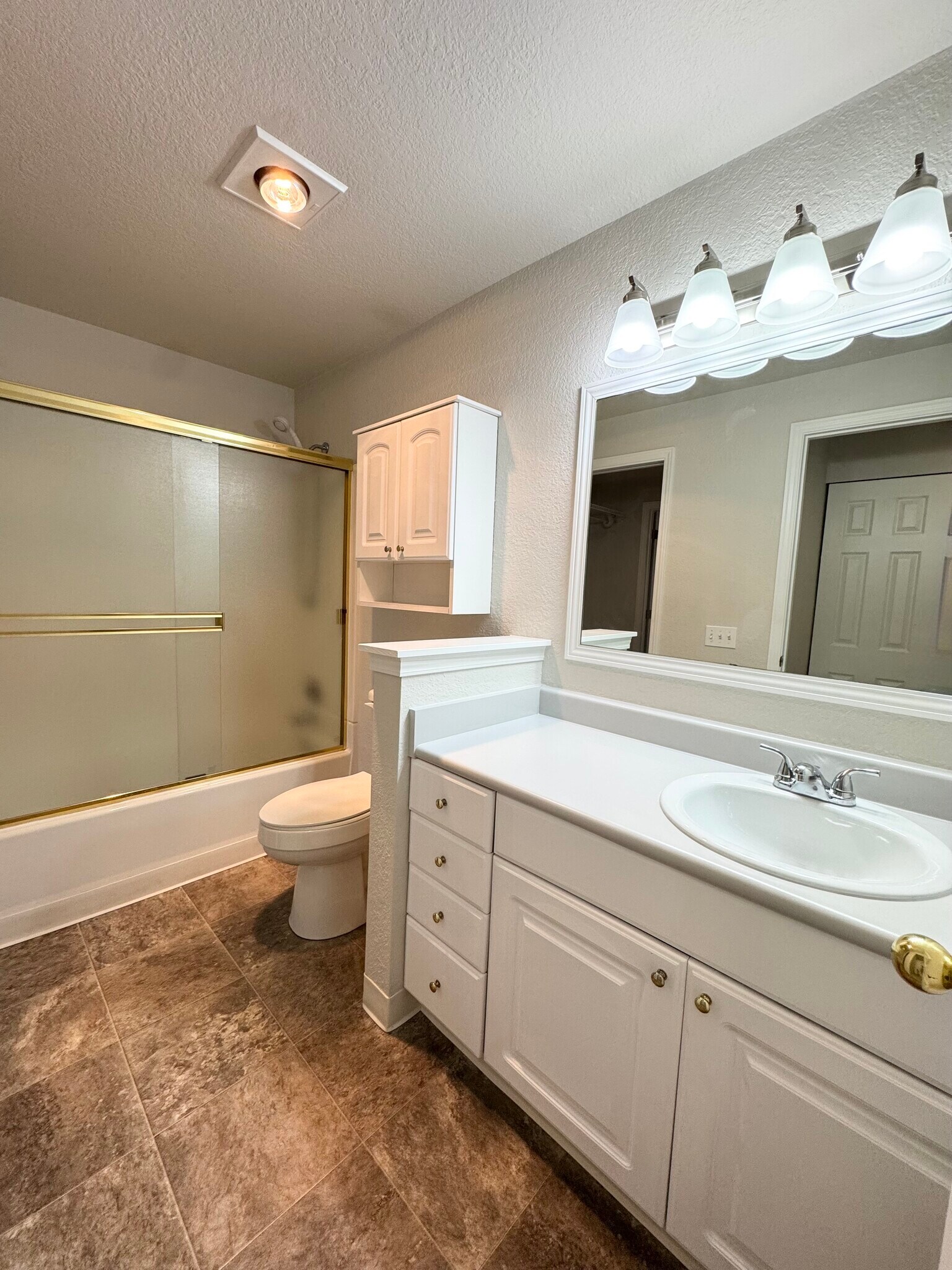 Building Photo - 15705 NE 18th St