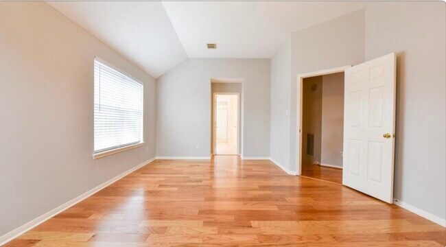 Building Photo - 4742 Stoney Point Ct