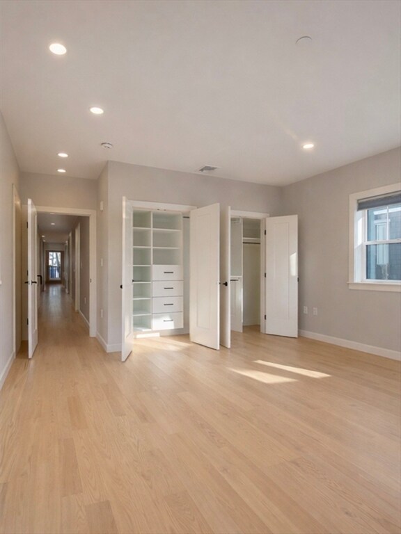 Building Photo - 99 Williams St