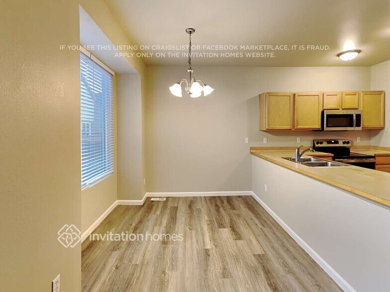 Building Photo - 18435 100th Ave E