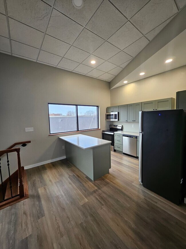 Building Photo - Brand new 2 bed apartment,