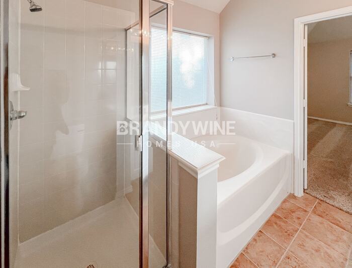 Building Photo - 806 Christine Dr