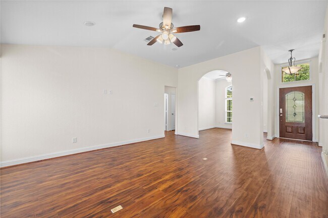 Building Photo - 7214 Deep Forest Dr