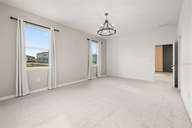 Building Photo - 1335 Normandy Dr