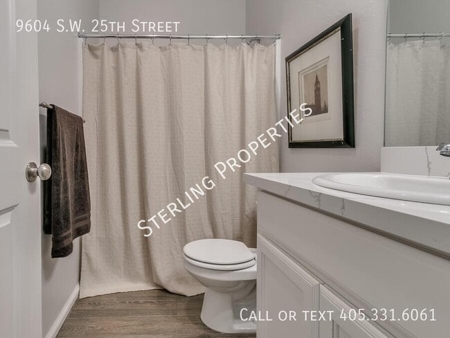 Building Photo - 9604 SW 25th St