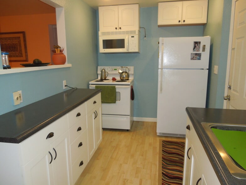 Building Photo - 3211 N 9th St