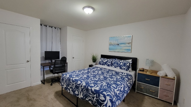 Building Photo - 1510 E Henry St