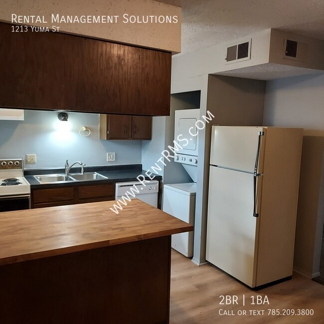 Building Photo - 1213 Yuma St