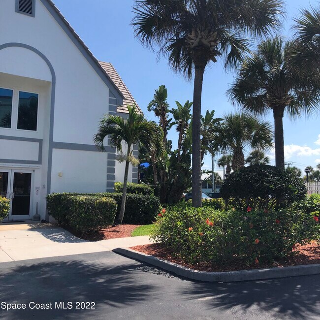 Building Photo - 806 Mystic Dr