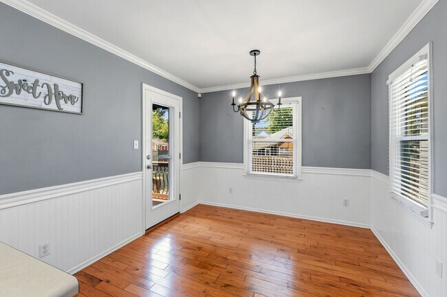 Building Photo - 299 Ashbrook Dr