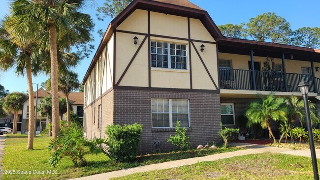 Primary Photo - 3100 Sir Hamilton Cir