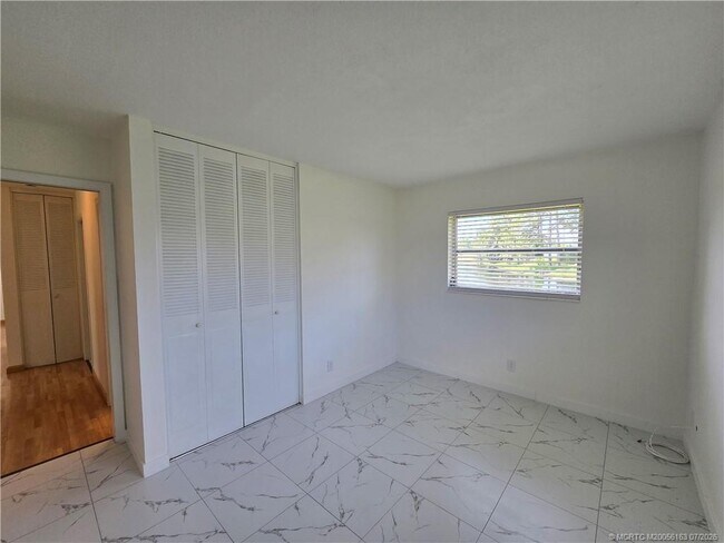 Building Photo - 2648 Rockcrest Ct
