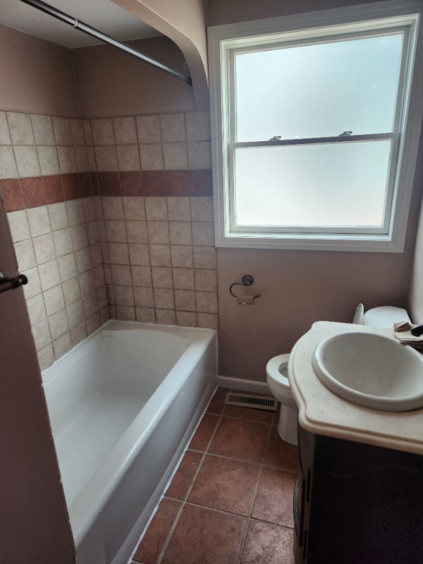 Building Photo - 4353 W 61st St